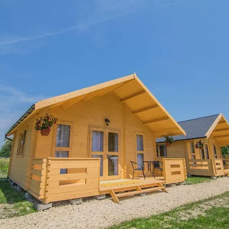 Holiday home Sloneczny Ogrod Letniskowe Zator